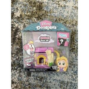 Disney Doorables Rapunzel's Creative Corner Mini Display Set NEW